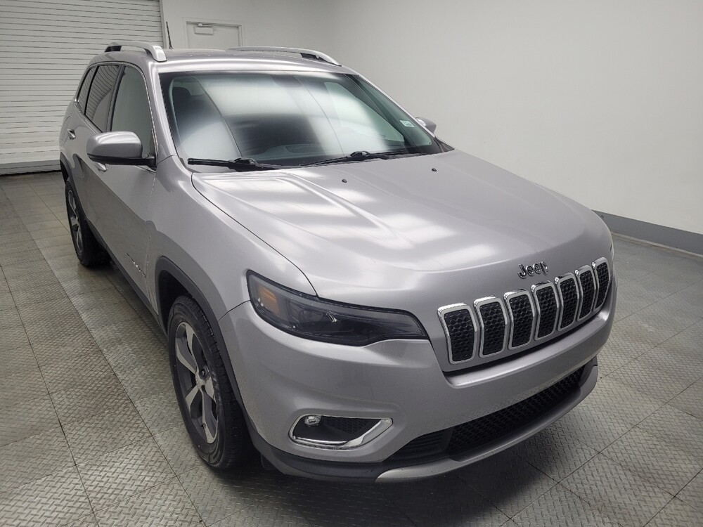 2019 Jeep Cherokee in Indianapolis, IN 46222 - 18098715 13