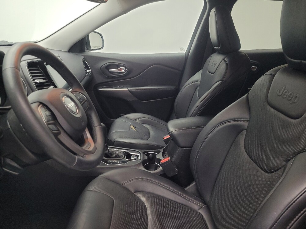 2019 Jeep Cherokee in Indianapolis, IN 46222 - 18098715 17