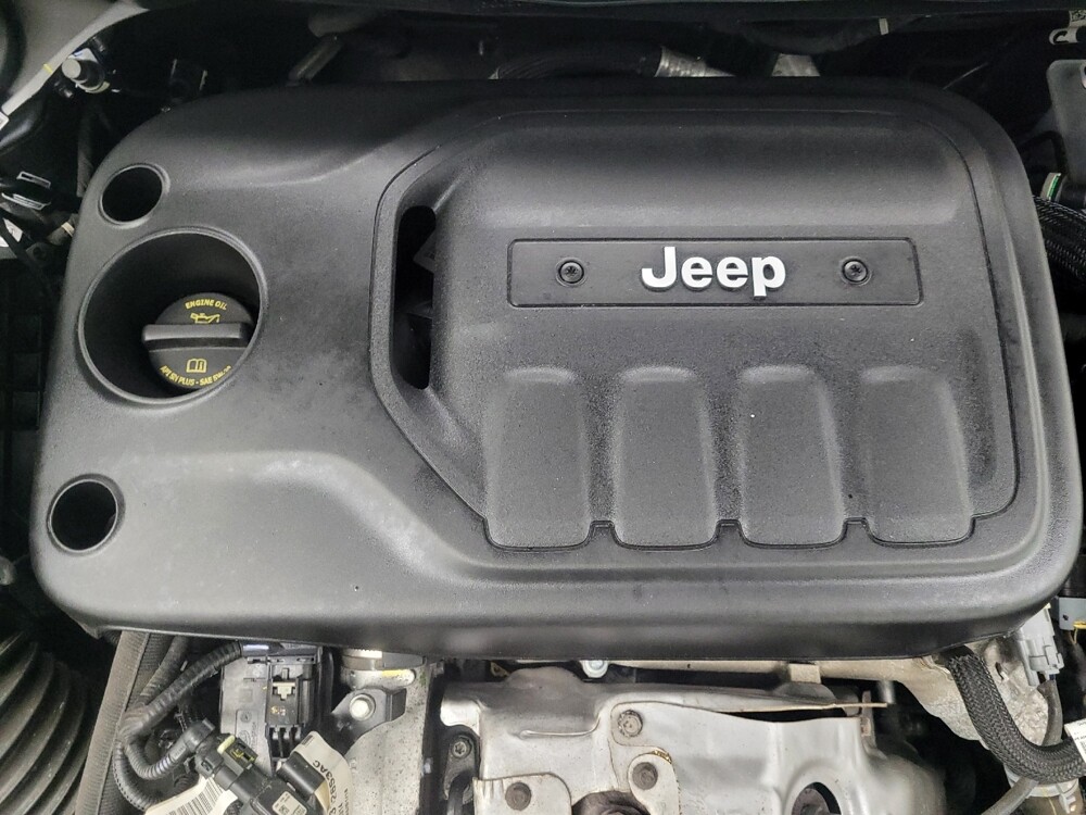 2019 Jeep Cherokee in Indianapolis, IN 46222 - 18098715 30