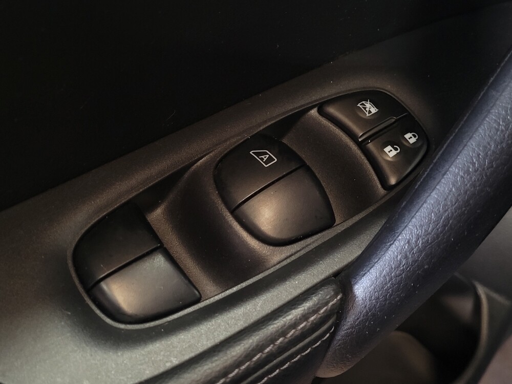 2016 Nissan Rogue in Pensacola, FL 32505 - 18098725 27