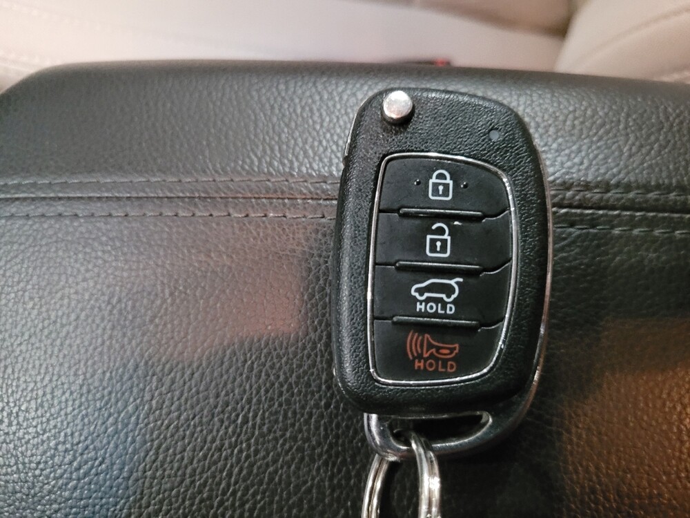 2018 Hyundai Santa Fe in Laurel, MD 20724 - 18098726 32