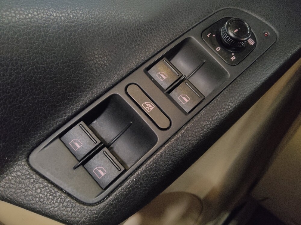 2016 Volkswagen Tiguan in Mobile, AL 36606 - 18098737 27