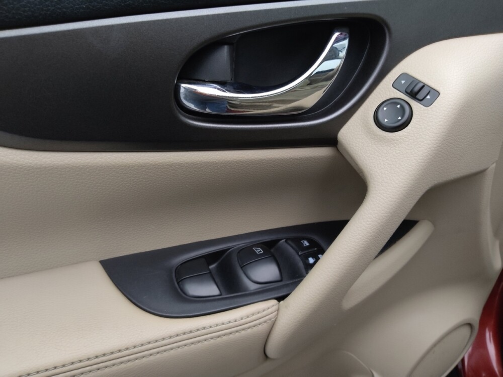 2014 Nissan Rogue in St. Louis, MO 63136 - 18098743 27