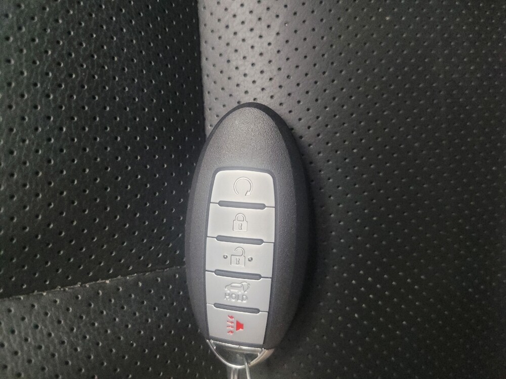 2017 Nissan Murano in Indianapolis, IN 46222 - 18098744 32