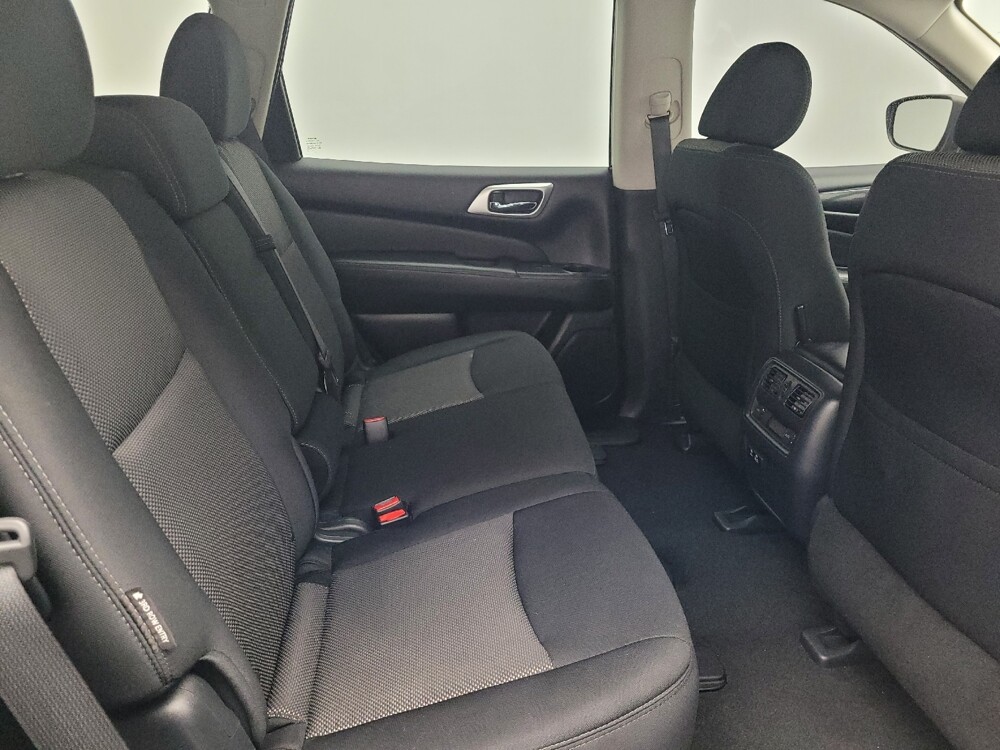 2020 Nissan Pathfinder in Gainesville, FL 32609 - 18098748 19