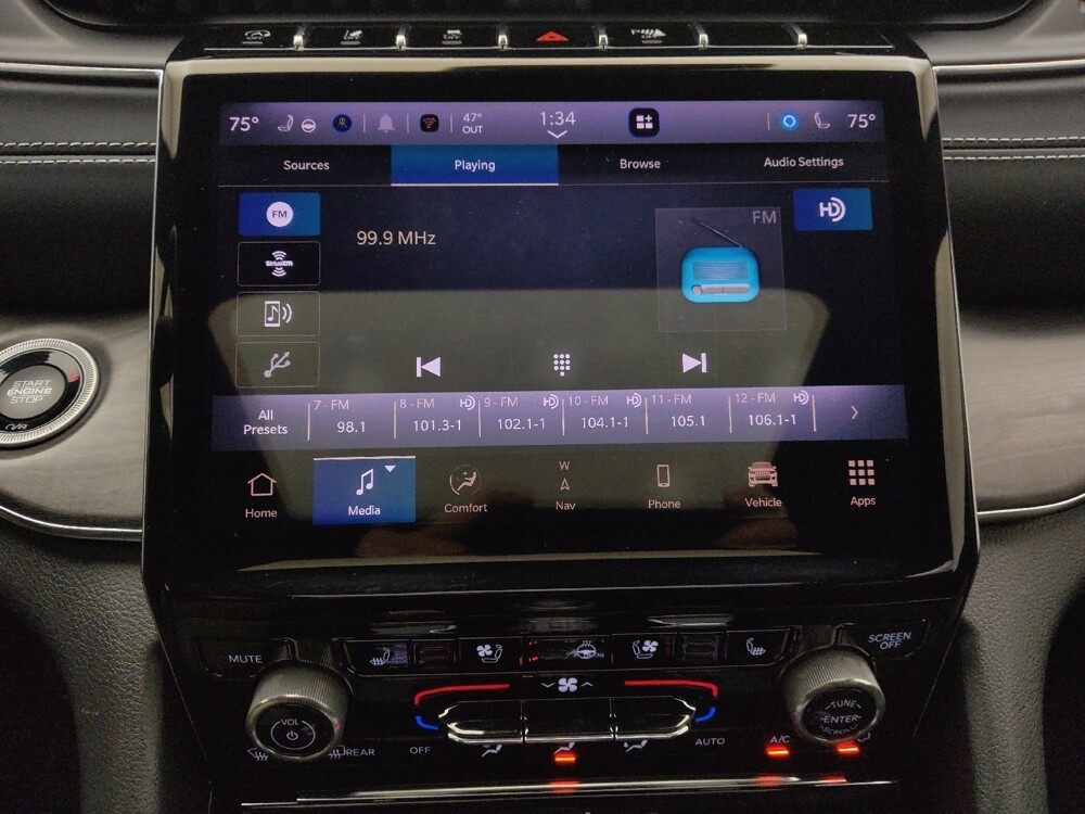 2022 Jeep Grand Cherokee L in St. Louis, MO 63136 - 18098752 25