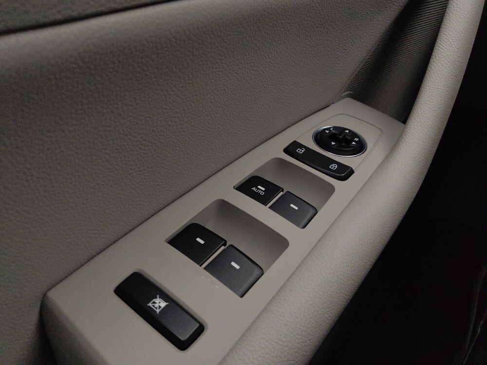 2017 Hyundai Sonata in St. Louis, MO 63136 - 18098756 27