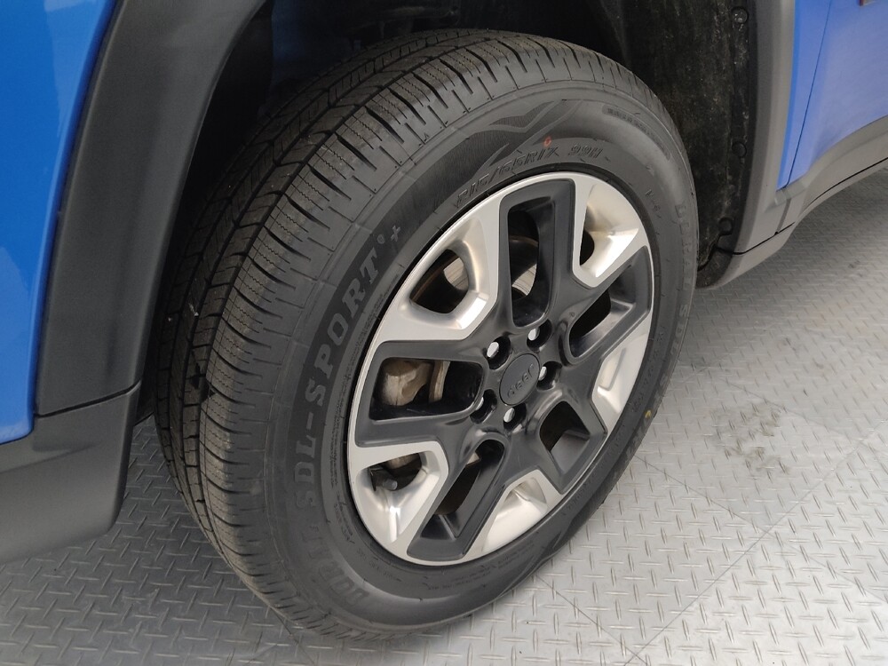 2018 Jeep Compass in St. Louis, MO 63136 - 18098757 31