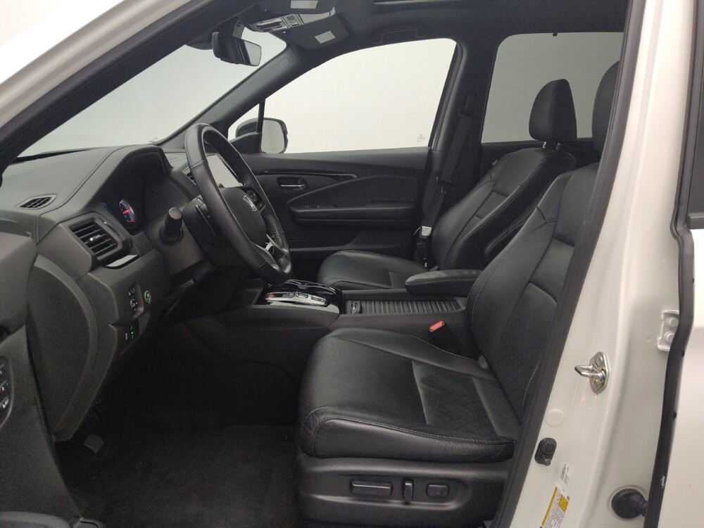 2019 Honda Passport in Springfield, MO 65807 - 18098759 17