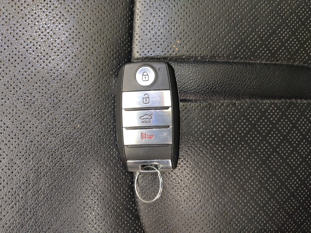 2018 Kia Optima in St. Louis, MO 63136 - 18098765 32