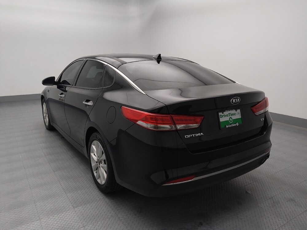 2018 Kia Optima in St. Louis, MO 63136 - 18098765 5