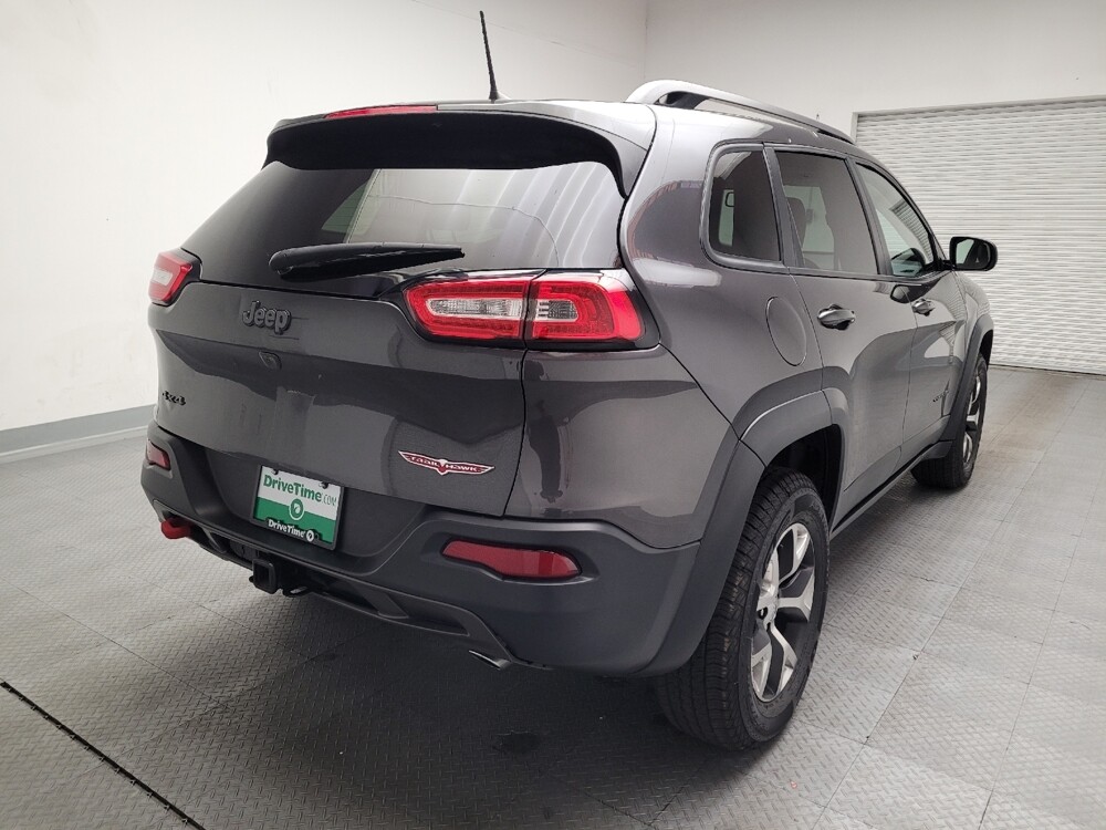 2017 Jeep Cherokee in Bakersfield, CA 93309 - 18098766 7