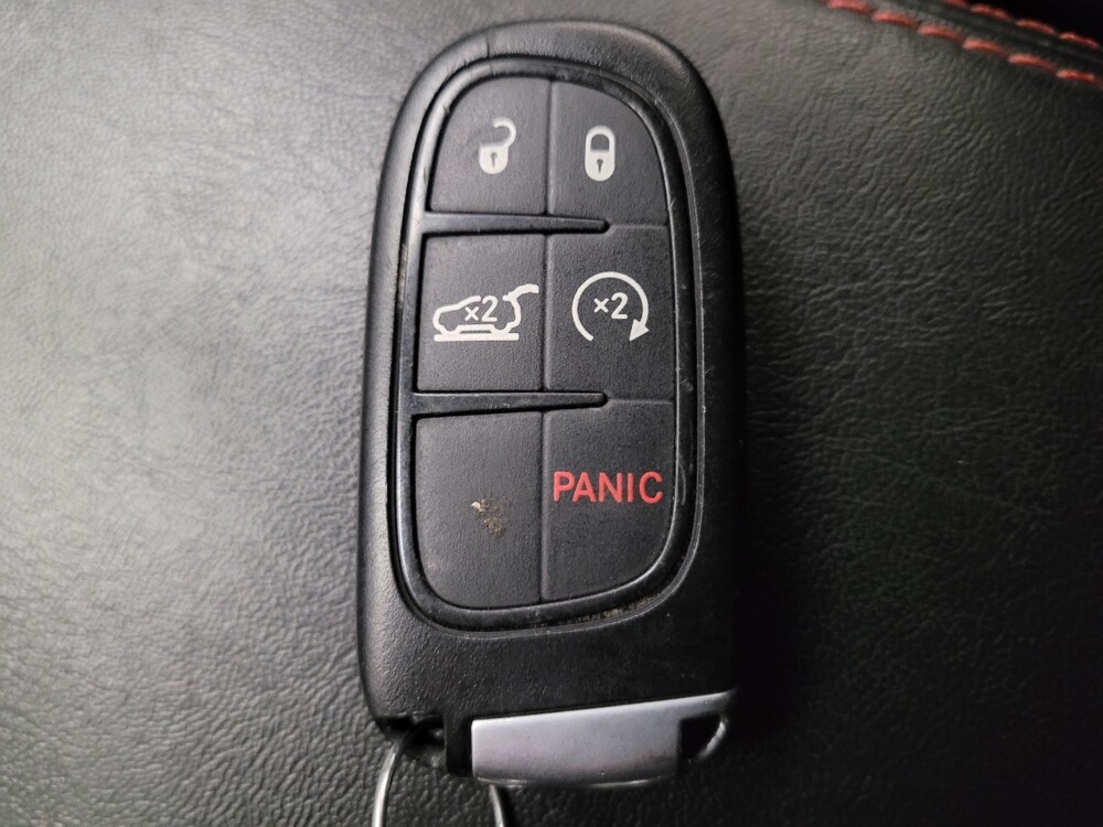 2017 Jeep Cherokee in Bakersfield, CA 93309 - 18098766 32