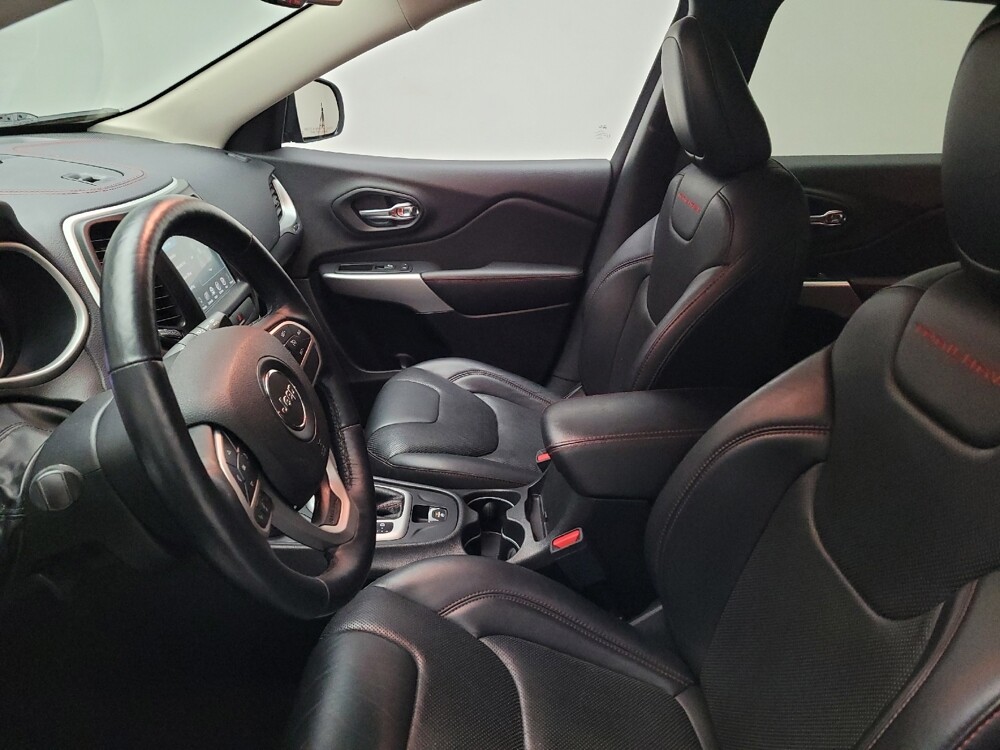 2017 Jeep Cherokee in Bakersfield, CA 93309 - 18098766 17