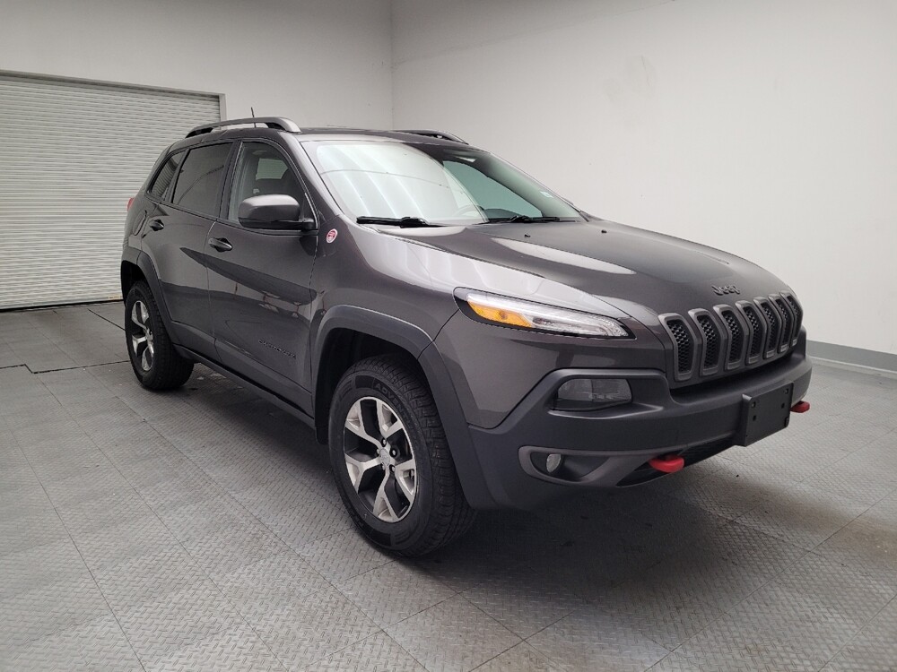 2017 Jeep Cherokee in Bakersfield, CA 93309 - 18098766 13