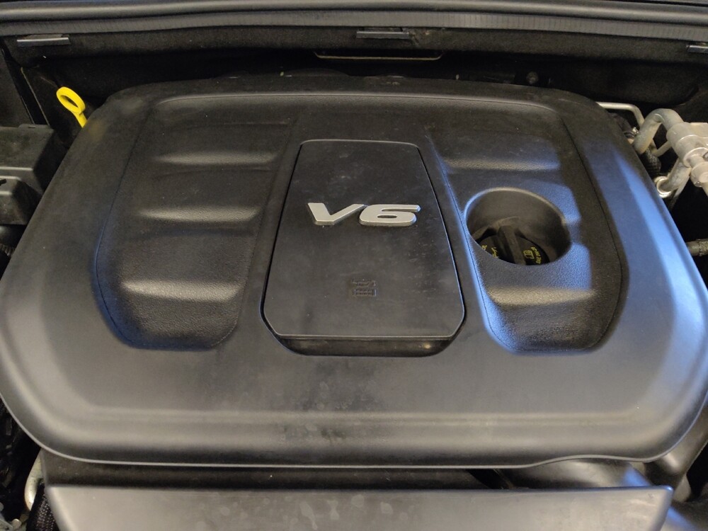 2018 Jeep Grand Cherokee in Mesa, AZ 85210 - 18098768 30