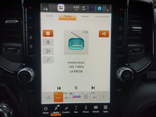 2022 RAM 1500 in Cinnaminson, NJ 08077 - 18098769 20