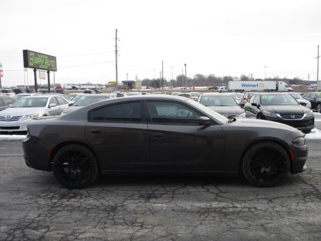 2018 Dodge Charger in Oak Grove, MO 64075 - 18098773 4