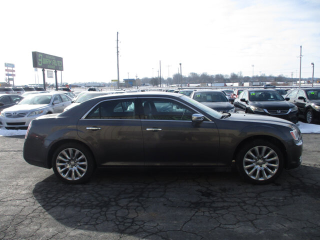 2014 Chrysler 300 in Oak Grove, MO 64075 - 18098774 4