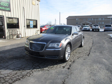 2014 Chrysler 300 in Oak Grove, MO 64075
