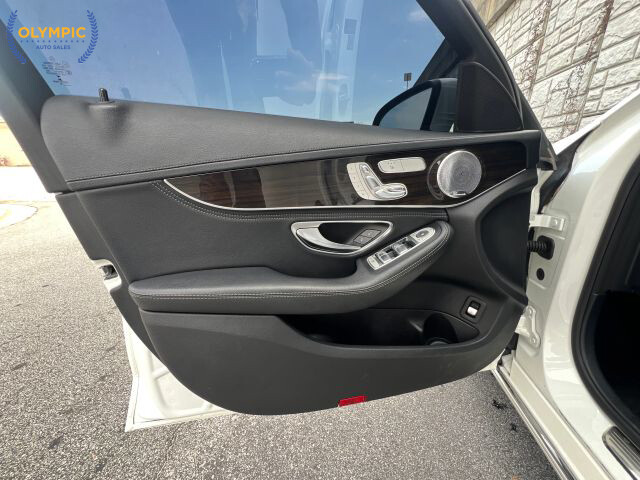 2015 Mercedes-Benz C 300 in Decatur, GA 30032 - 18098783 44