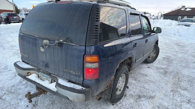 2002 Chevrolet Tahoe in Wadena, MN 56482 - 18098784 6