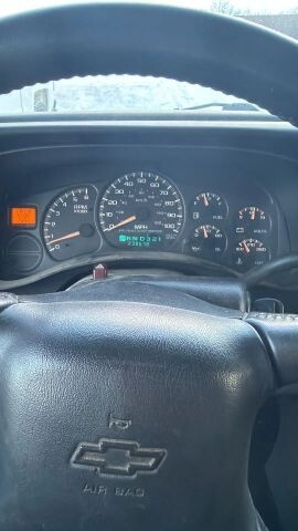 2002 Chevrolet Tahoe in Wadena, MN 56482 - 18098784 9