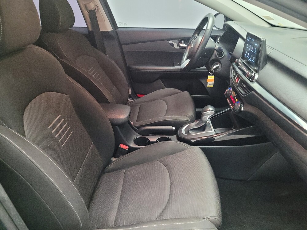 2019 Kia Forte in Downey, CA 90241 - 18098794 21