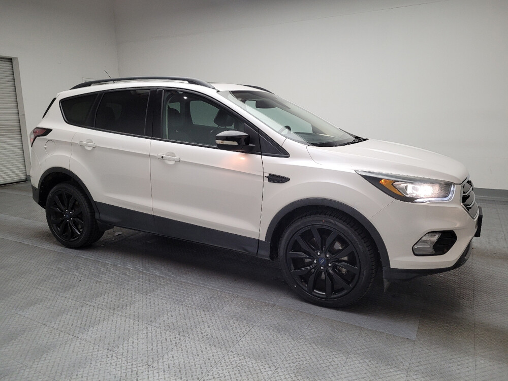 2017 Ford Escape in Bakersfield, CA 93309 - 18098795 11