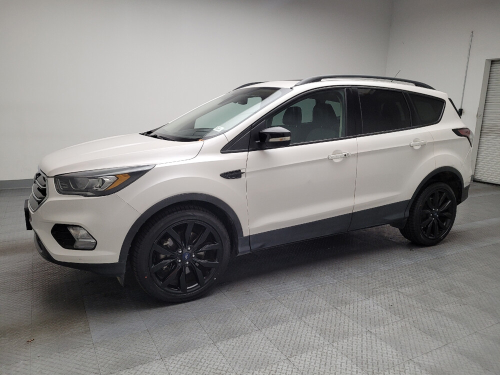 2017 Ford Escape in Bakersfield, CA 93309 - 18098795 2