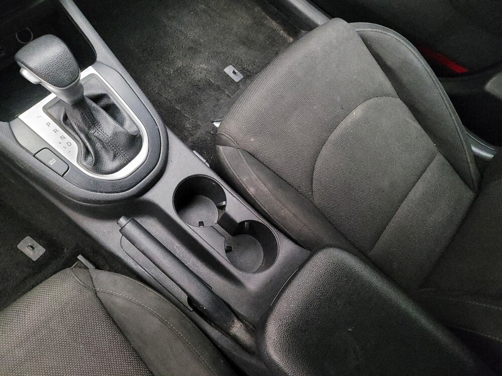 2022 Kia Forte in Downey, CA 90241 - 18098797 26