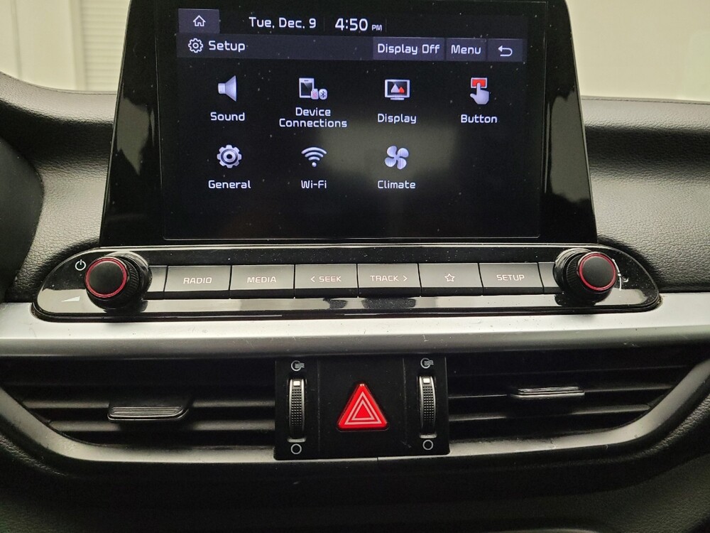 2022 Kia Forte in Downey, CA 90241 - 18098797 25