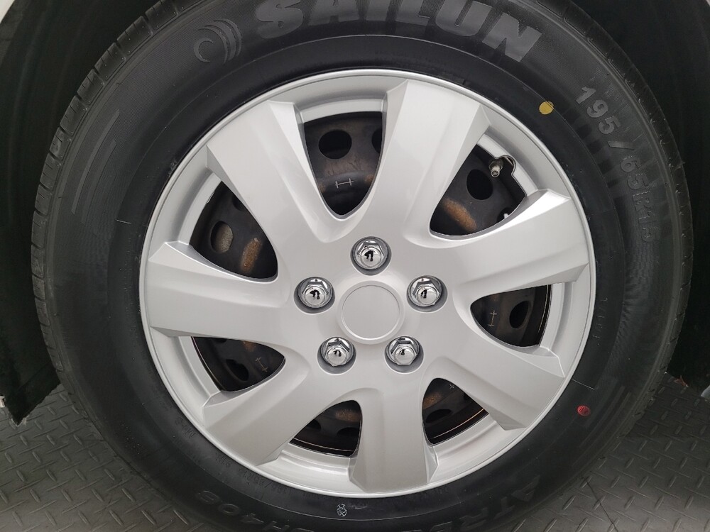 2022 Kia Forte in Downey, CA 90241 - 18098797 31