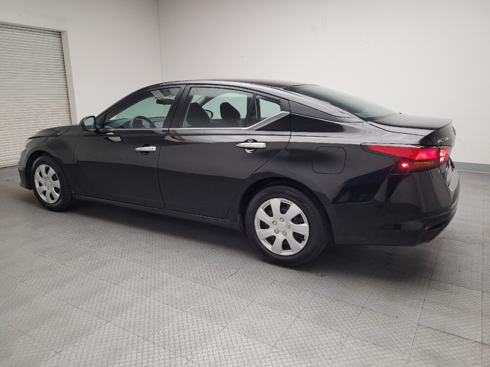 2021 Nissan Altima in Sacramento, CA 95821 - 18098799 3