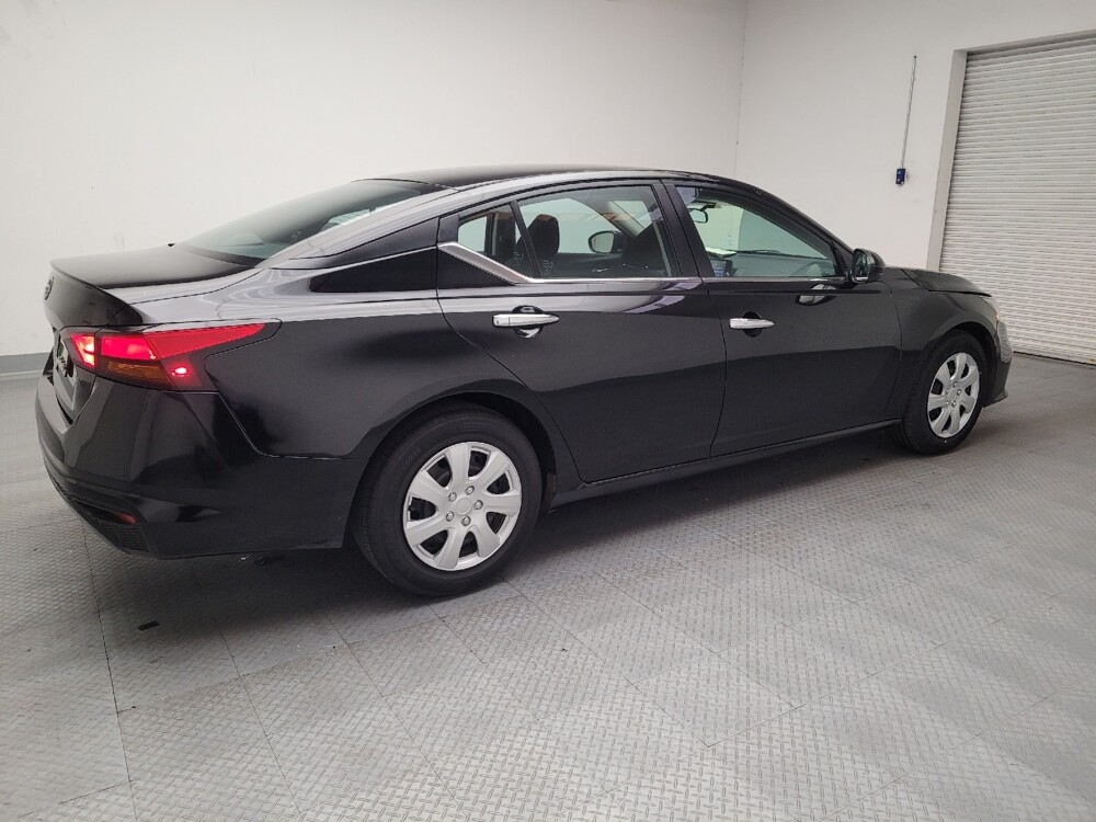 2021 Nissan Altima in Sacramento, CA 95821 - 18098799 10