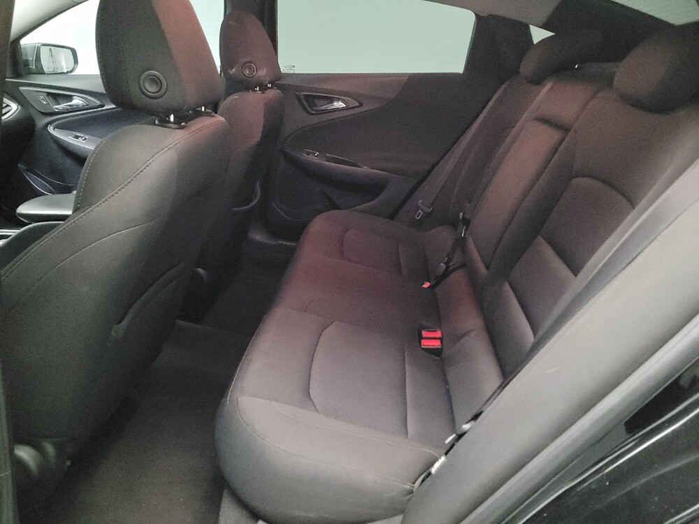 2018 Chevrolet Malibu in Torrance, CA 90504 - 18098801 18