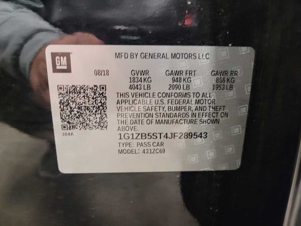 2018 Chevrolet Malibu in Torrance, CA 90504 - 18098801 33