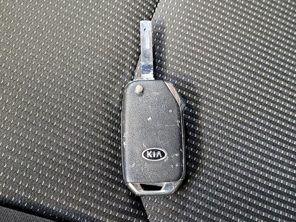 2020 Kia Forte in Torrance, CA 90504 - 18098803 32