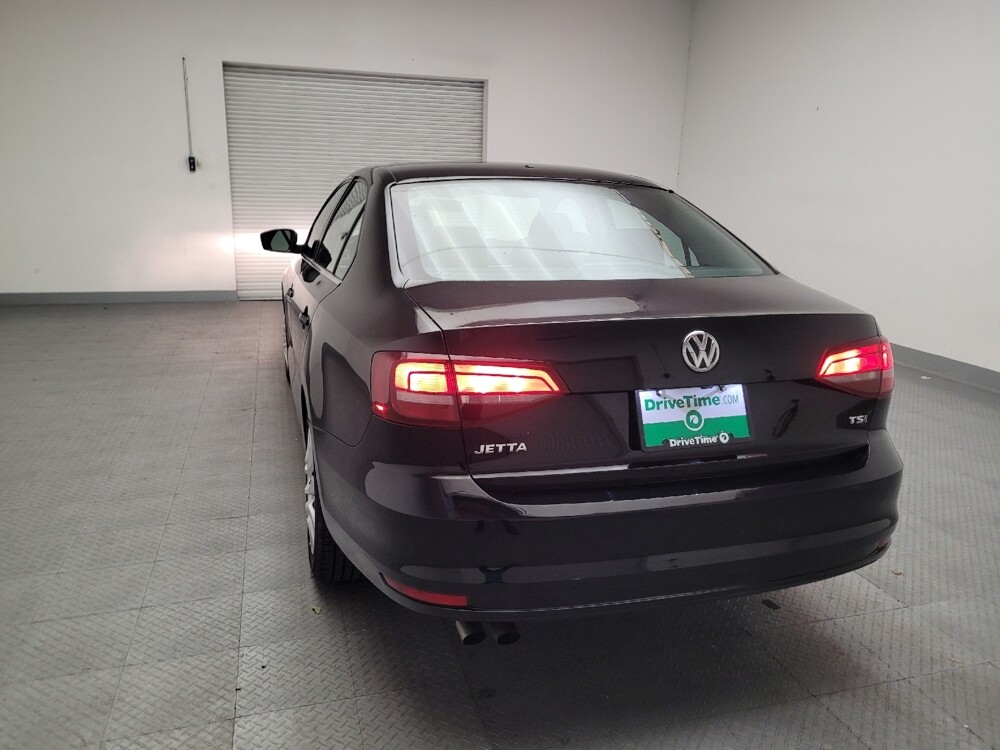 2017 Volkswagen Jetta in Fresno, CA 93726 - 18098806 6