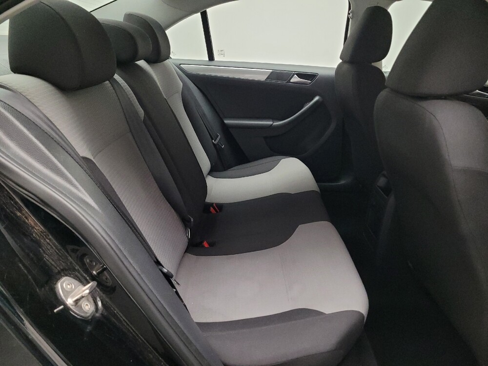 2017 Volkswagen Jetta in Fresno, CA 93726 - 18098806 19