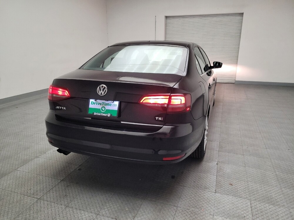 2017 Volkswagen Jetta in Fresno, CA 93726 - 18098806 7