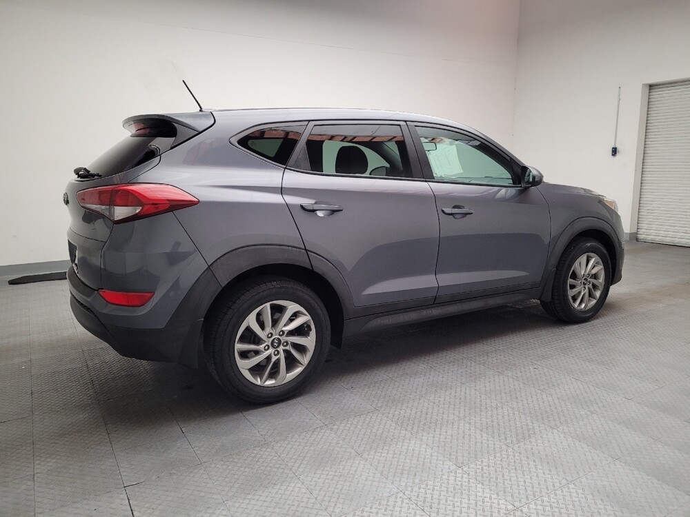 2016 Hyundai Tucson in Downey, CA 90241 - 18098807 10