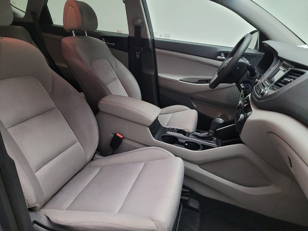 2016 Hyundai Tucson in Downey, CA 90241 - 18098807 21