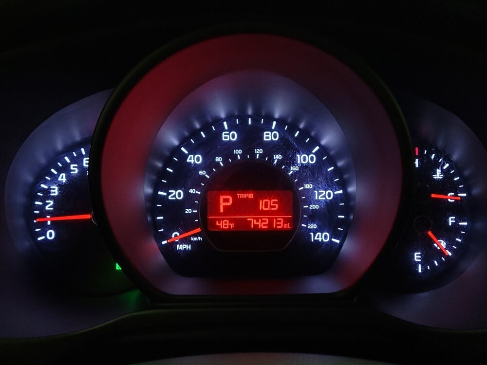 2016 Kia Soul in Fresno, CA 93726 - 18098808 23