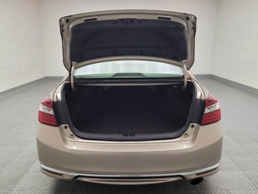 2017 Honda Accord in Downey, CA 90241 - 18098809 29