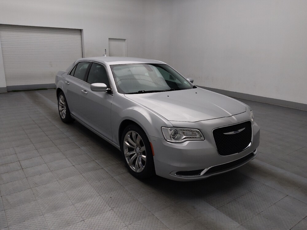 2020 Chrysler 300 in Duluth, GA 30096 - 18098811 13