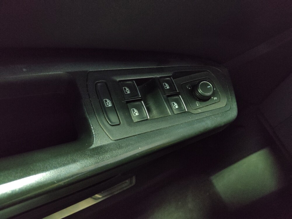 2019 Volkswagen Atlas in Knoxville, TN 37923 - 18098812 27