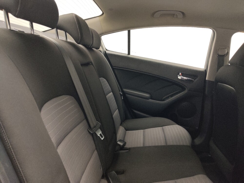 2015 Kia Forte in Marietta, GA 30062 - 18098817 19