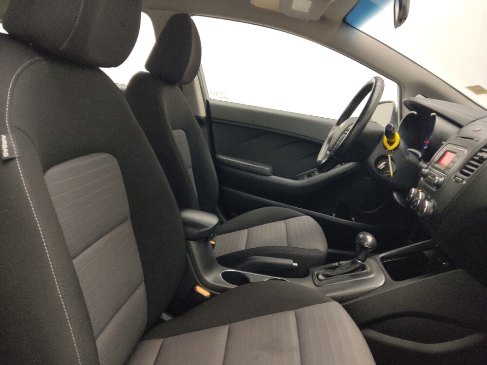 2015 Kia Forte in Marietta, GA 30062 - 18098817 21