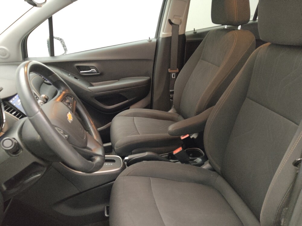 2020 Chevrolet Trax in Knoxville, TN 37923 - 18098818 17